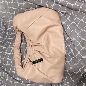 A beautiful Giselle Paris slouch shoulder bag. The Adele Sachel